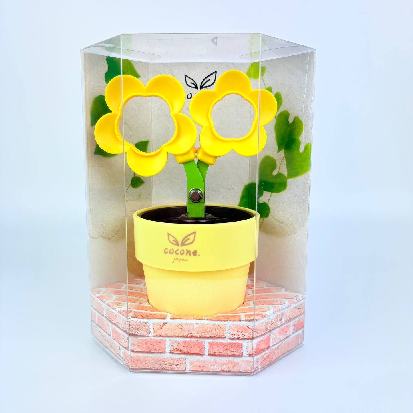 Nůžky Cocone Flower Žluté se stojánkem | Made in Japan