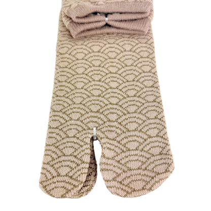 Tabi ponožky – Seigaiha béžová | 25–27 cm | Made in Japan