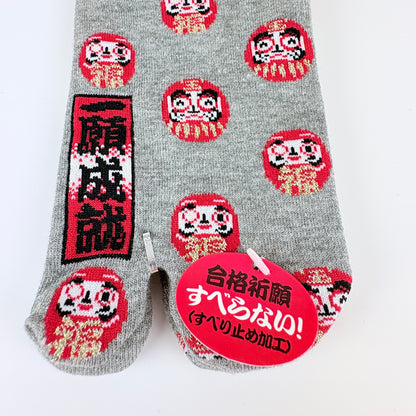 Tabi ponožky – Daruma & přání úspěchu | nízký střih | 4 barvy | Japonský design