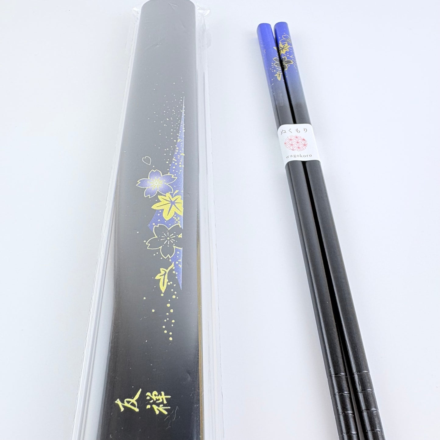 Japonské jídelní hůlky Sakura s pouzdrem Wagokoro modré | Made in Japan