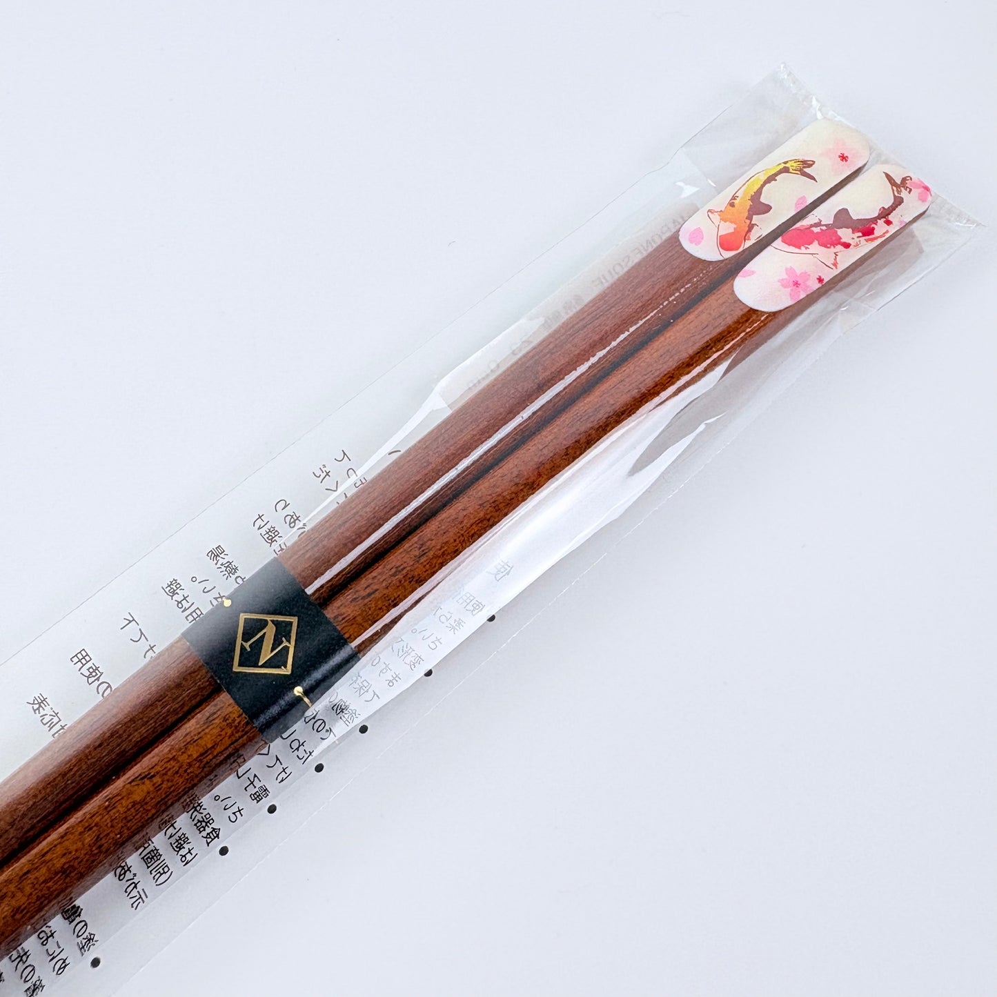 Dřevěné jídelní hůlky Koi 23 cm | Made in Japan
