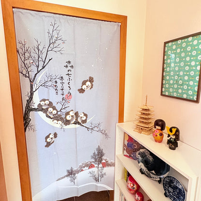 Noren závěs Sovy v zimní noci 85 × 170 cm | Made in Japan
