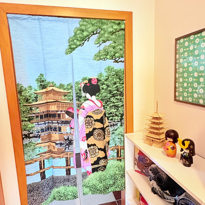 Noren závěs Maiko u Zlatého pavilonu 85 × 150 cm - mohér  | Made in Japan