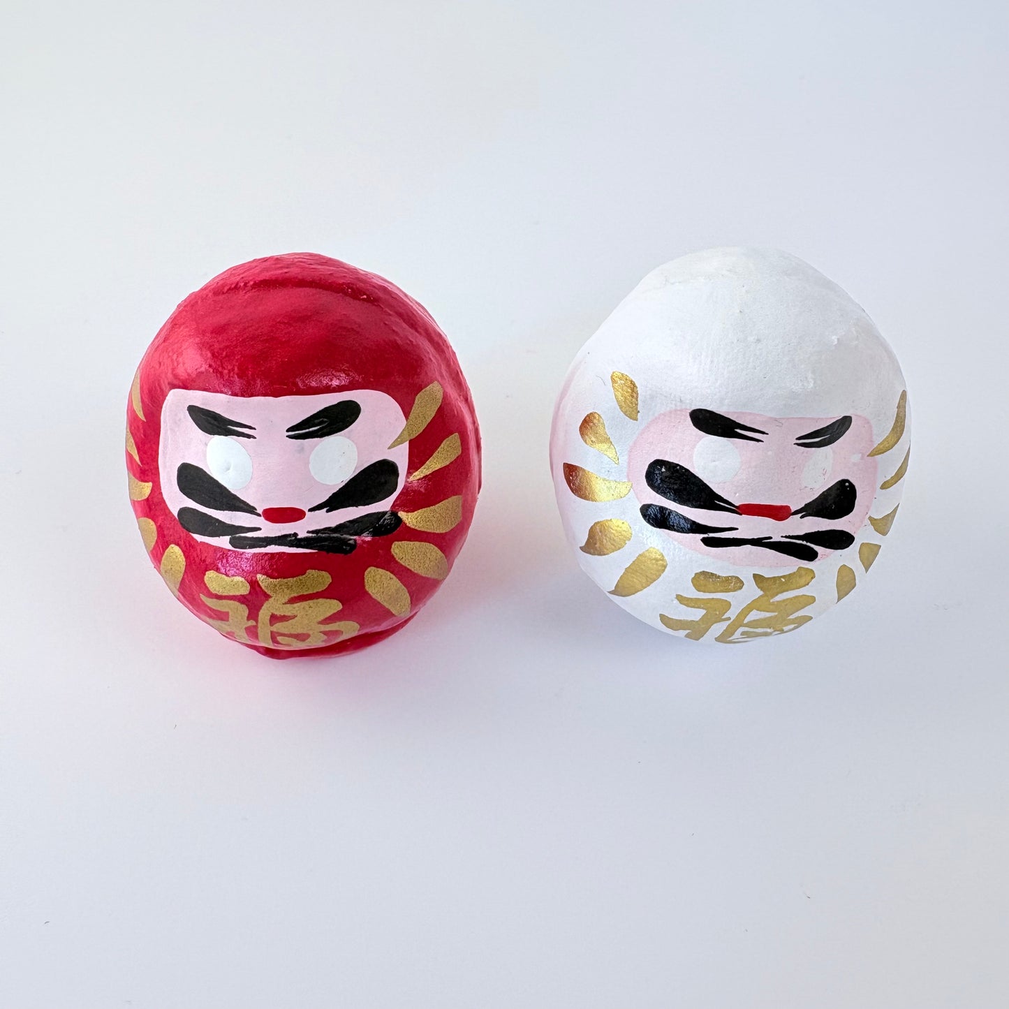 Japonský Daruma 4,5 cm | Made in Japan | 2 barevné varianty