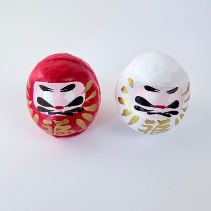 Japonský Daruma 4,5 cm | Made in Japan | 2 barevné varianty