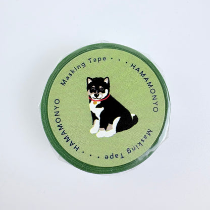 Washi páska HAMAMONYO – Kuro Shiba na zeleném podkladu, 15 mm × 5 m