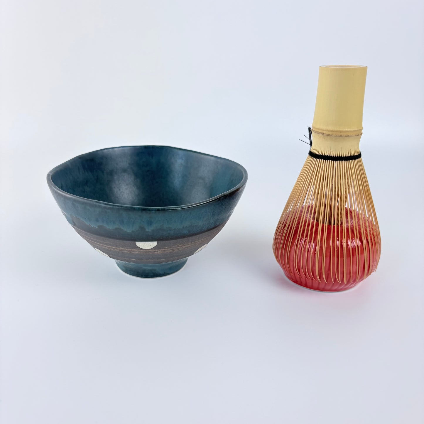 Matcha miska Mino ware – modrá s tečkami / Made in Japan