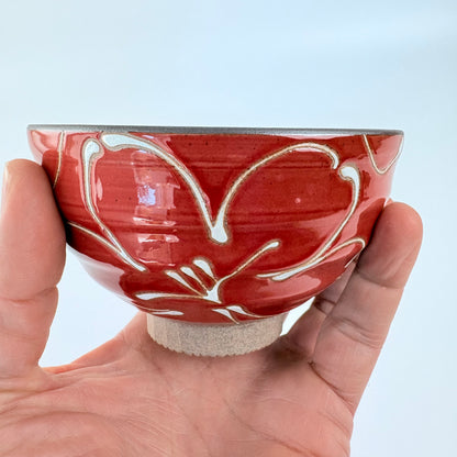 Hasami-yaki miska na rýži 11,5 cm – červená, ručně malovaná