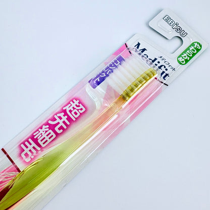 Japonský zubní kartáček Ebisu Medifit Clear – měkký, extra jemná vlákna