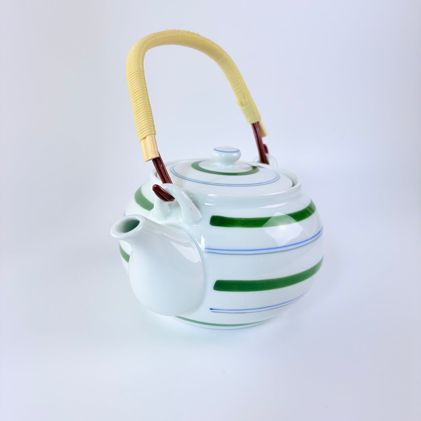 Japonská čajová konvice Hasami ware F Line – zelené pruhy, 550 ml / Made in Japan