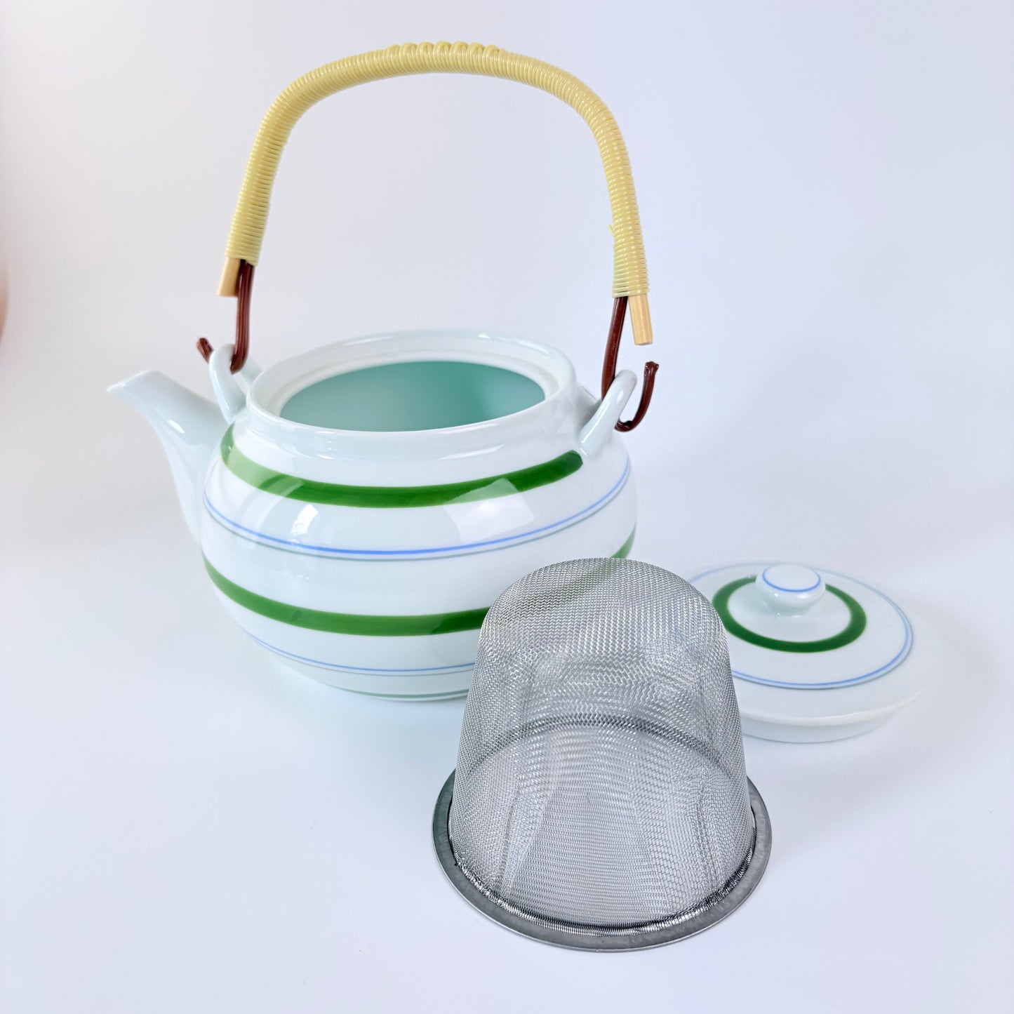 Japonská čajová konvice Hasami ware F Line – zelené pruhy, 550 ml / Made in Japan