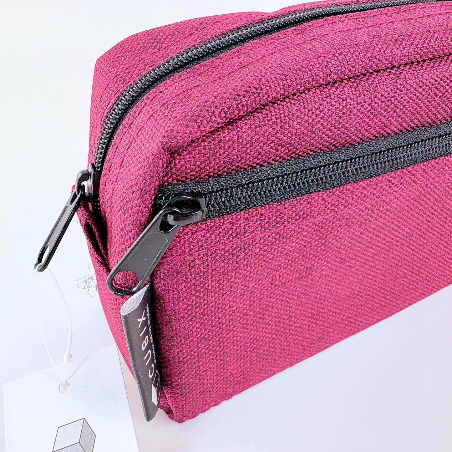 Penál CUBIX / M-PLAN Box Elegant – vínové pouzdro, japonský design