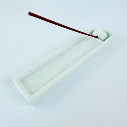 Japonský porcelánový stojánek na vonné tyčinky – kamenná zahrada / Made in Japan
