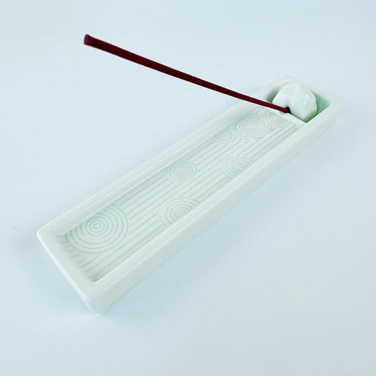 Japonský porcelánový stojánek na vonné tyčinky – kamenná zahrada / Made in Japan