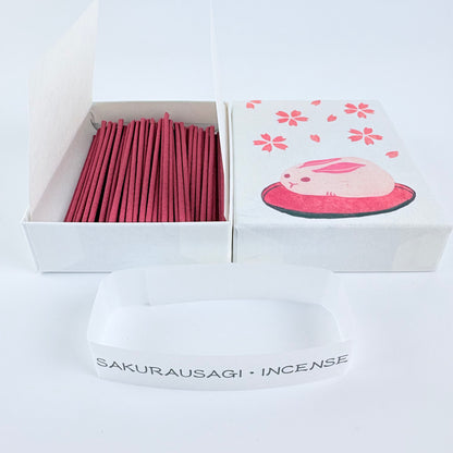 Japonské vonné tyčinky KOUSAIDO Sakurausagi – sakura a floral musk, 20 g / Made in Japan