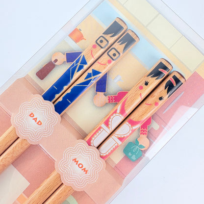 Japonské dřevěné hůlky Happy Couple Papa & Mama – 22,5 cm, Made in Japan