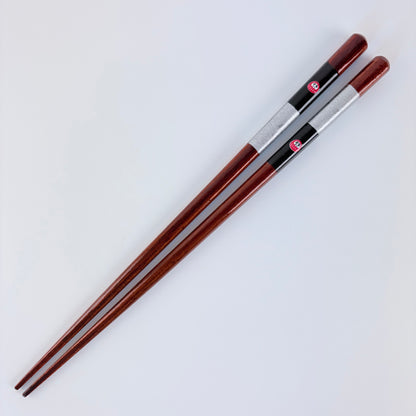 Japonské dřevěné hůlky Ichigo Ichie Daruma – 23,5 cm, vhodné do myčky, Made in Japan