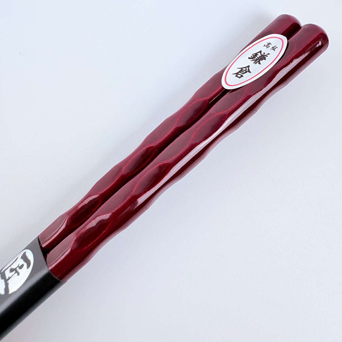 Japonské lakované hůlky Wakasa Nami-Kamakura – 23 cm, vhodné do myčky, Made in Japan