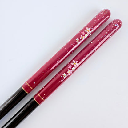Japonské lakované hůlky Ichigo Ichie Sakura Shizuku – červené, 21 cm, vhodné do myčky, Made in Japan