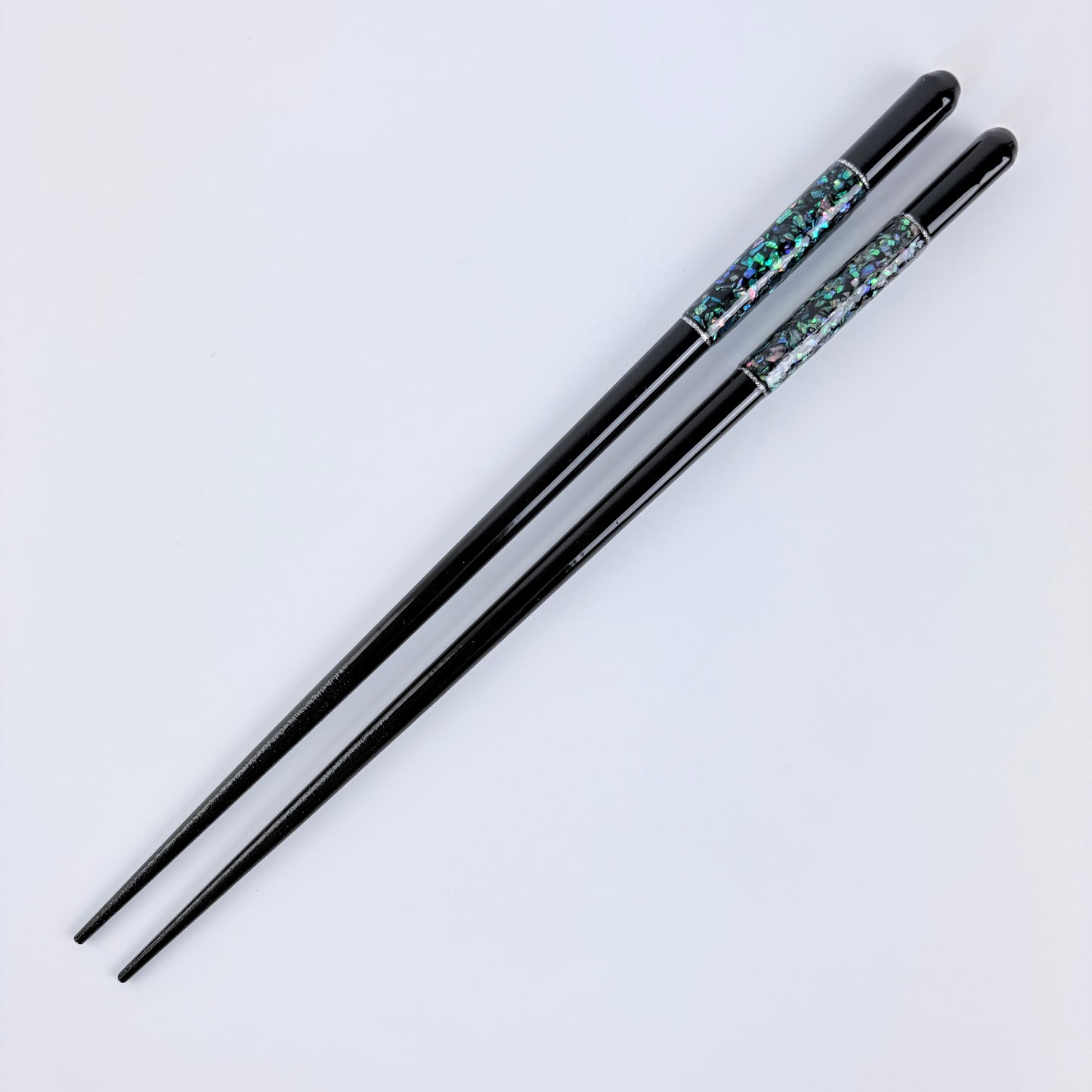 Japonské lakované hůlky Wabi-Sabi Skyscraper – černé, 23 cm, vhodné do myčky, Made in Japan