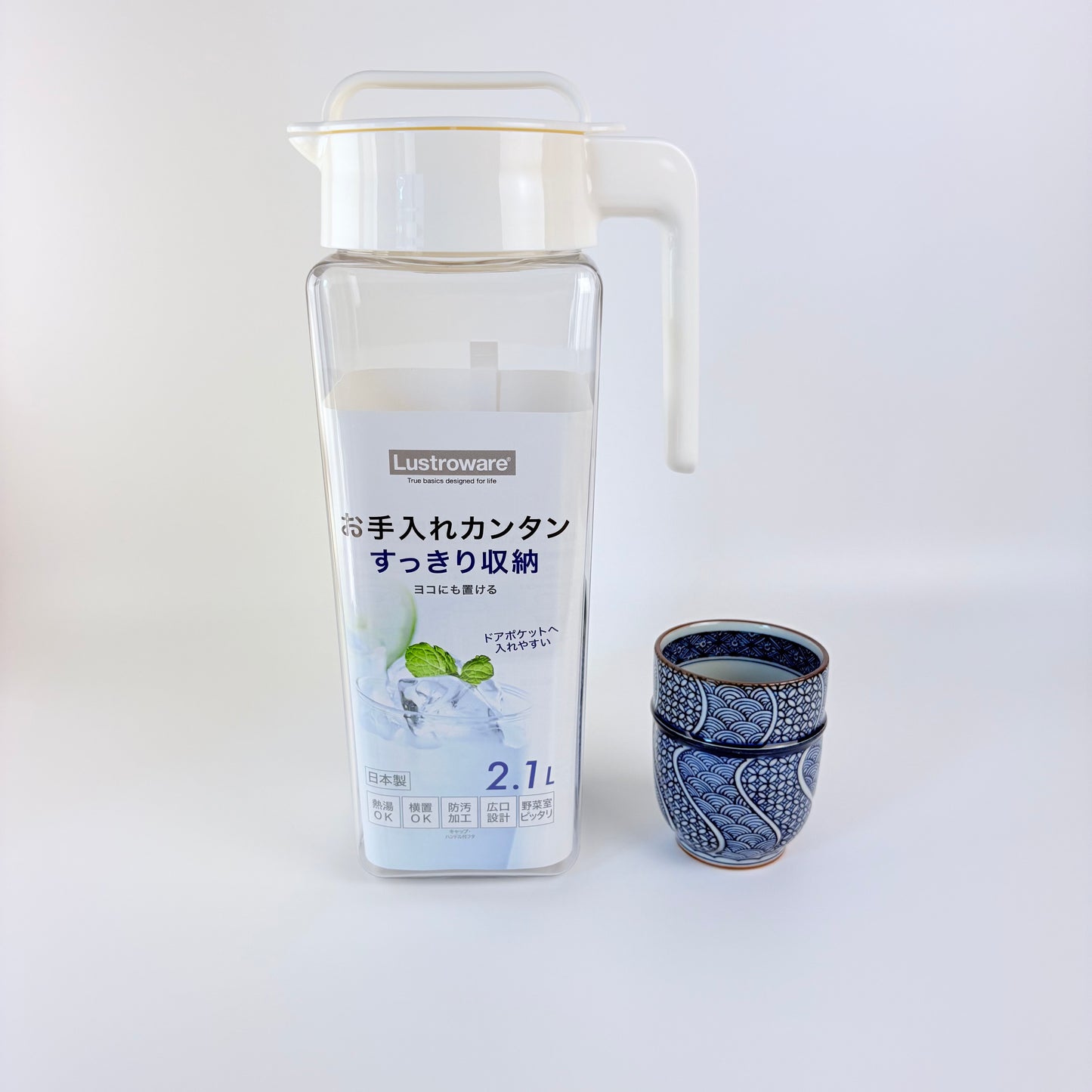 Japonská lahev na studený čaj Lustroware Square 2,1 l, bílá – Made in Japan