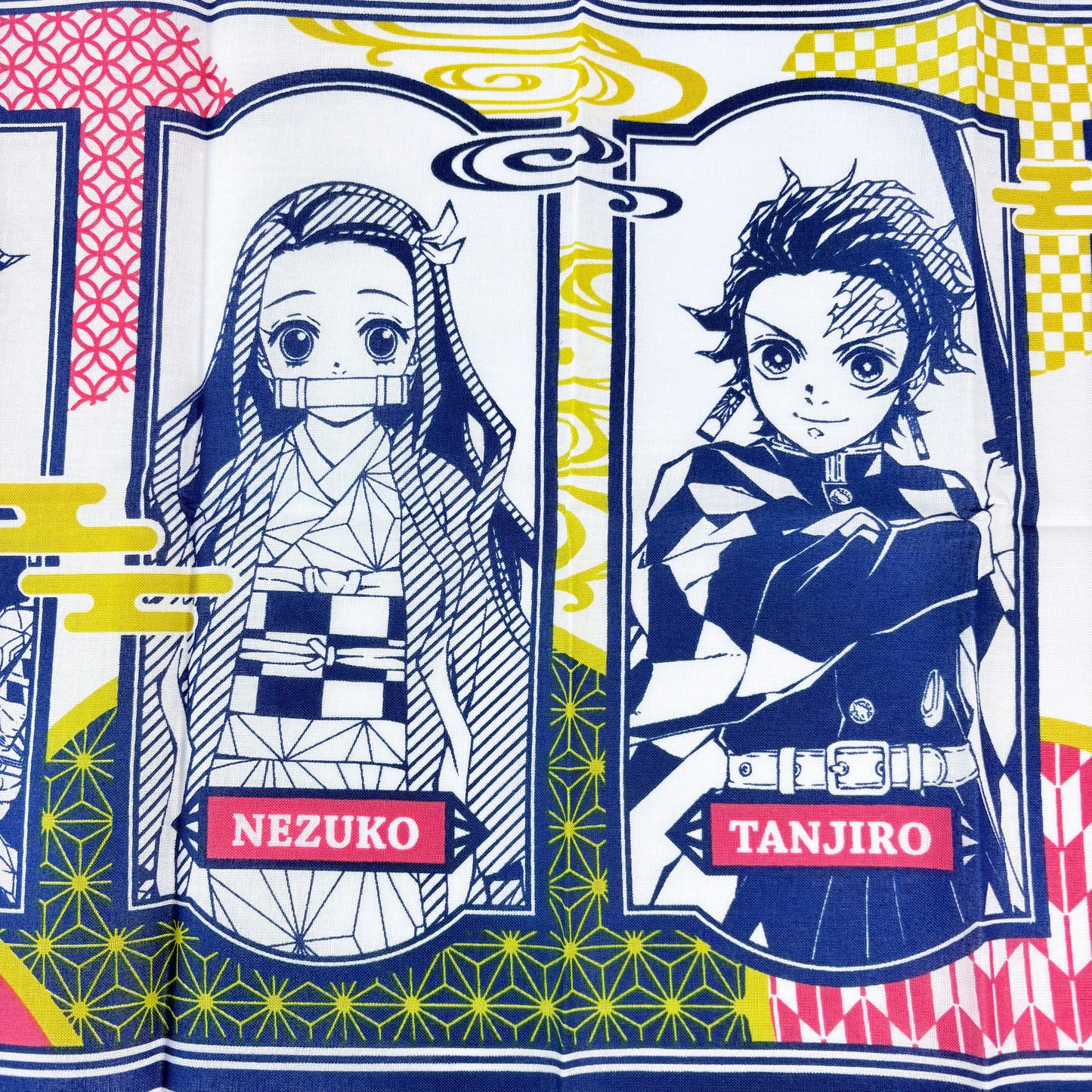 Japonské tenugui Demon Slayer – hrdinové Kimetsu no Yaiba | originál Bandai, Made in Japan