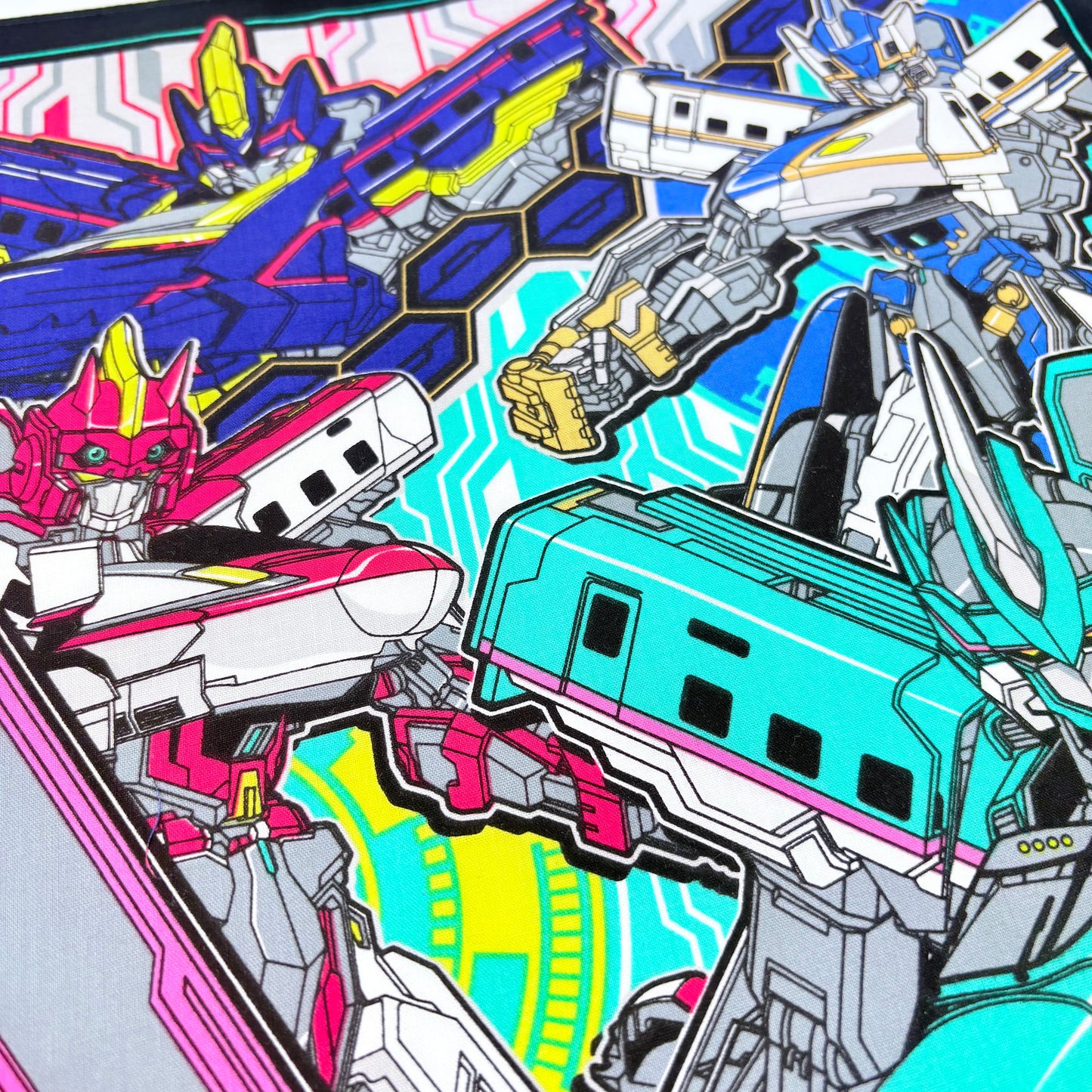 Japonský bavlněný šátek Shinkalion – roboti šinkansen 30 × 30 cm – Made in Japan