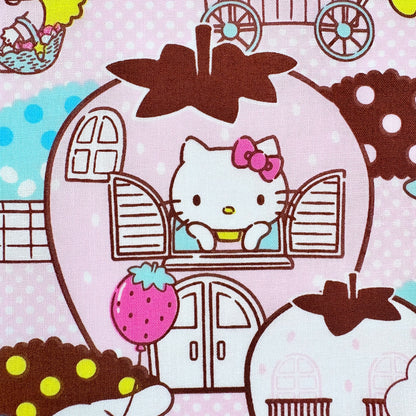 Japonský bavlněný šátek Sanrio Characters – Jahodové městečko 30 × 30 cm – Made in Japan