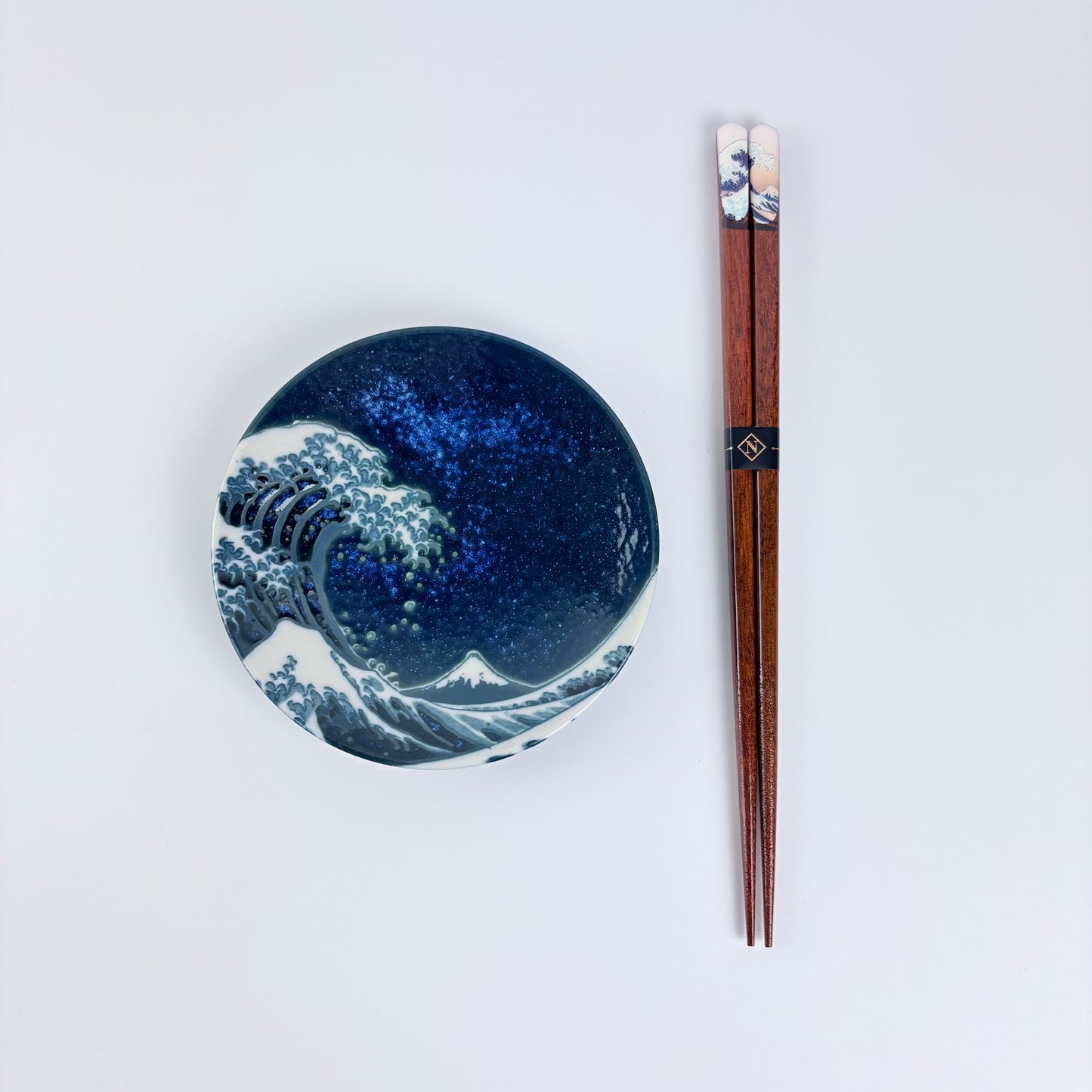 Japonský talířek Velká vlna, indigový, 11,8 cm – Mino Ware, Made in Japan