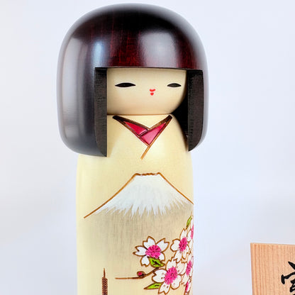 Autorská kokeshi Fujisan – Hora Fuji a sakury | Usaburo | Made in Japan
