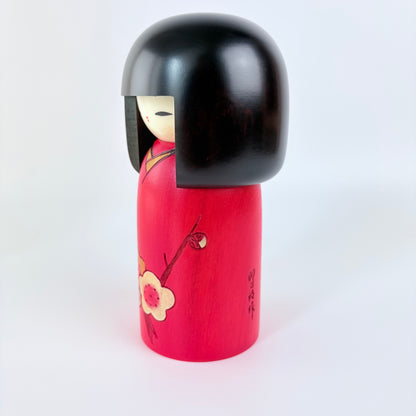 Autorská kokeshi Ume – Květy japonské švestky | Usaburo | Made in Japan