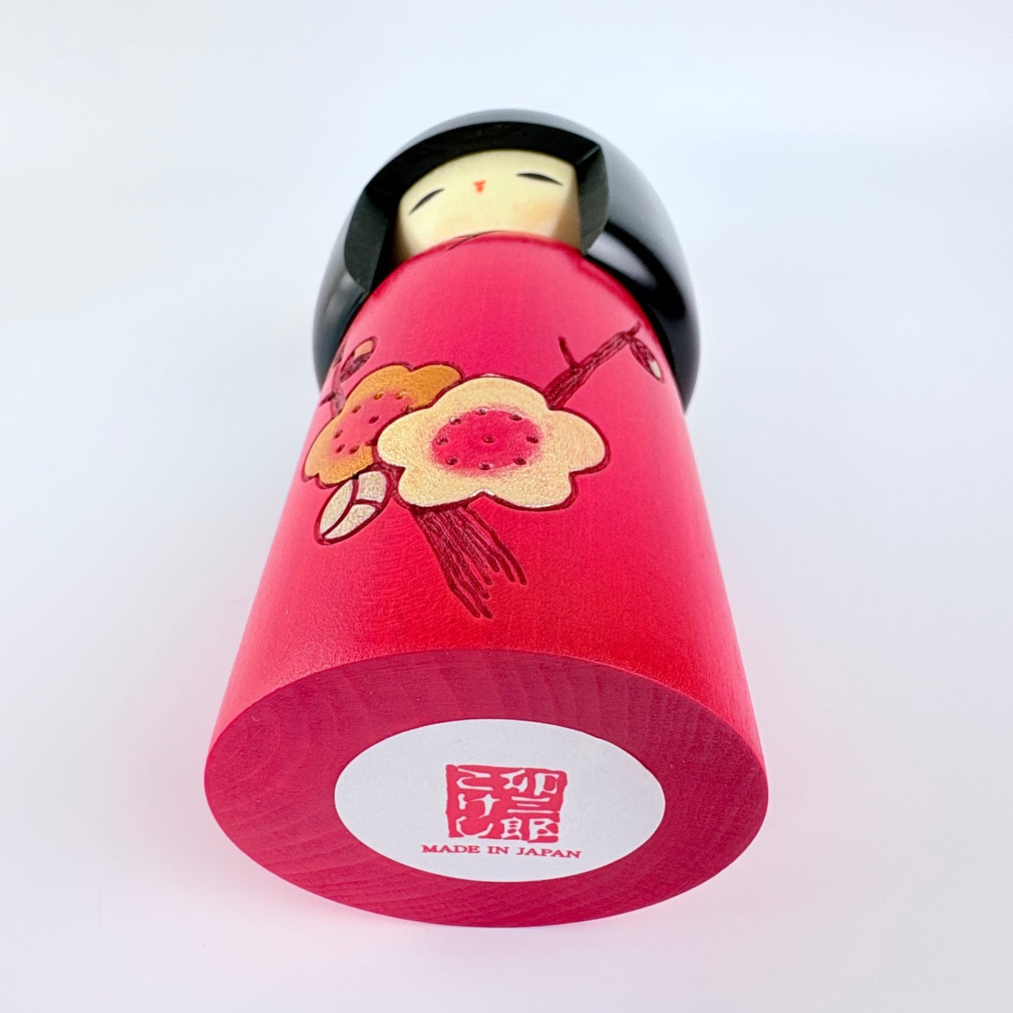 Autorská kokeshi Ume – Květy japonské švestky | Usaburo | Made in Japan