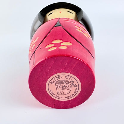 Autorská kokeshi Tsubomi – Poupě | Usaburo | Made in Japan
