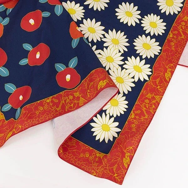 Furoshiki Camellia & Chrysanthemum 100 × 100 cm / organická bavlna / Made in Japan – Kyoto