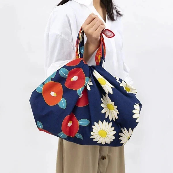 Furoshiki Camellia & Chrysanthemum 100 × 100 cm / organická bavlna / Made in Japan – Kyoto