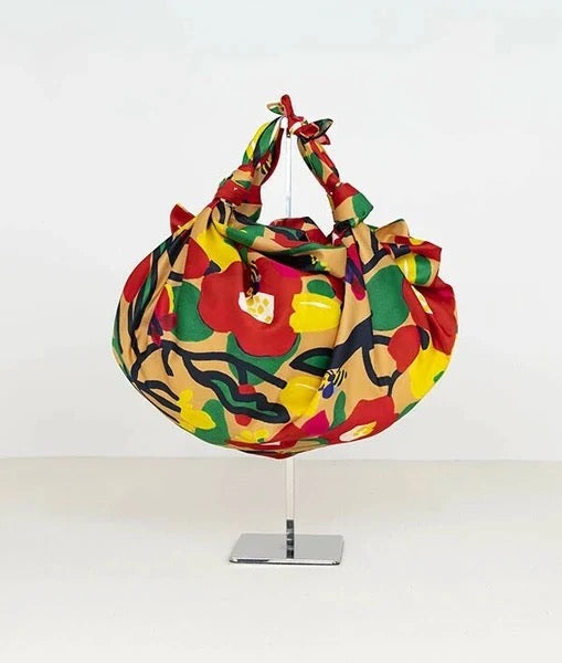 Voděodolné furoshiki Botanica béžové 100 × 100 cm / polyester / Made in Japan – Kyoto