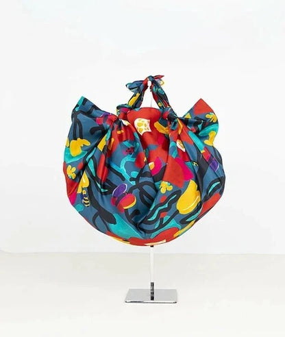 Voděodolné furoshiki Botanica 100 × 100 cm / polyester / Made in Japan – Kyoto
