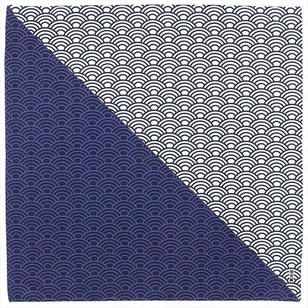 Furoshiki Seigaiha modré 50 × 50 cm / bavlna / Made in Japan