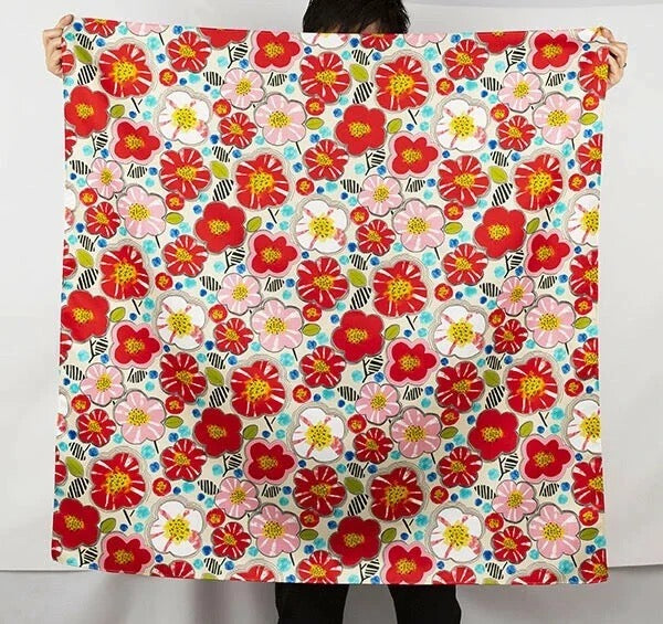 Furoshiki Ivory Floral 100×100 cm – japonský šátek na balení dárků | Made in Japan