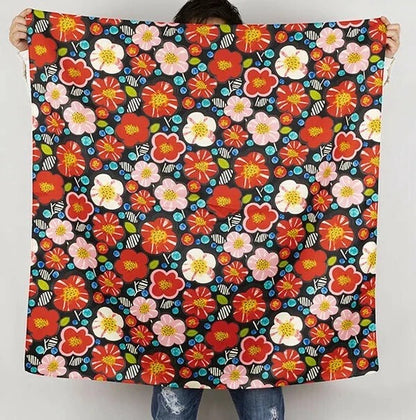 Furoshiki Black Floral 100×100 cm – japonský šátek na balení dárků | Made in Japan